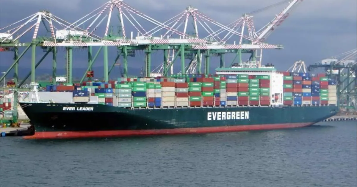 EVER LEADER, o oitavo navio de uma série de 35 navios